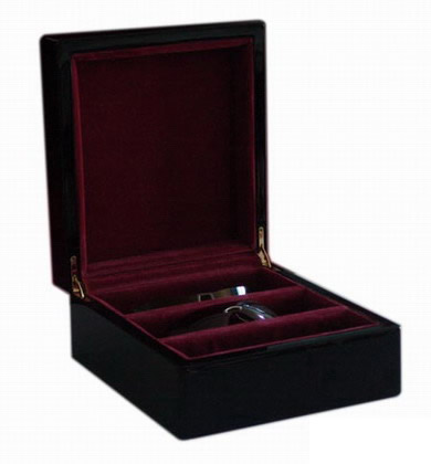 wooden displays,glasses cases, glass jewelry boxes